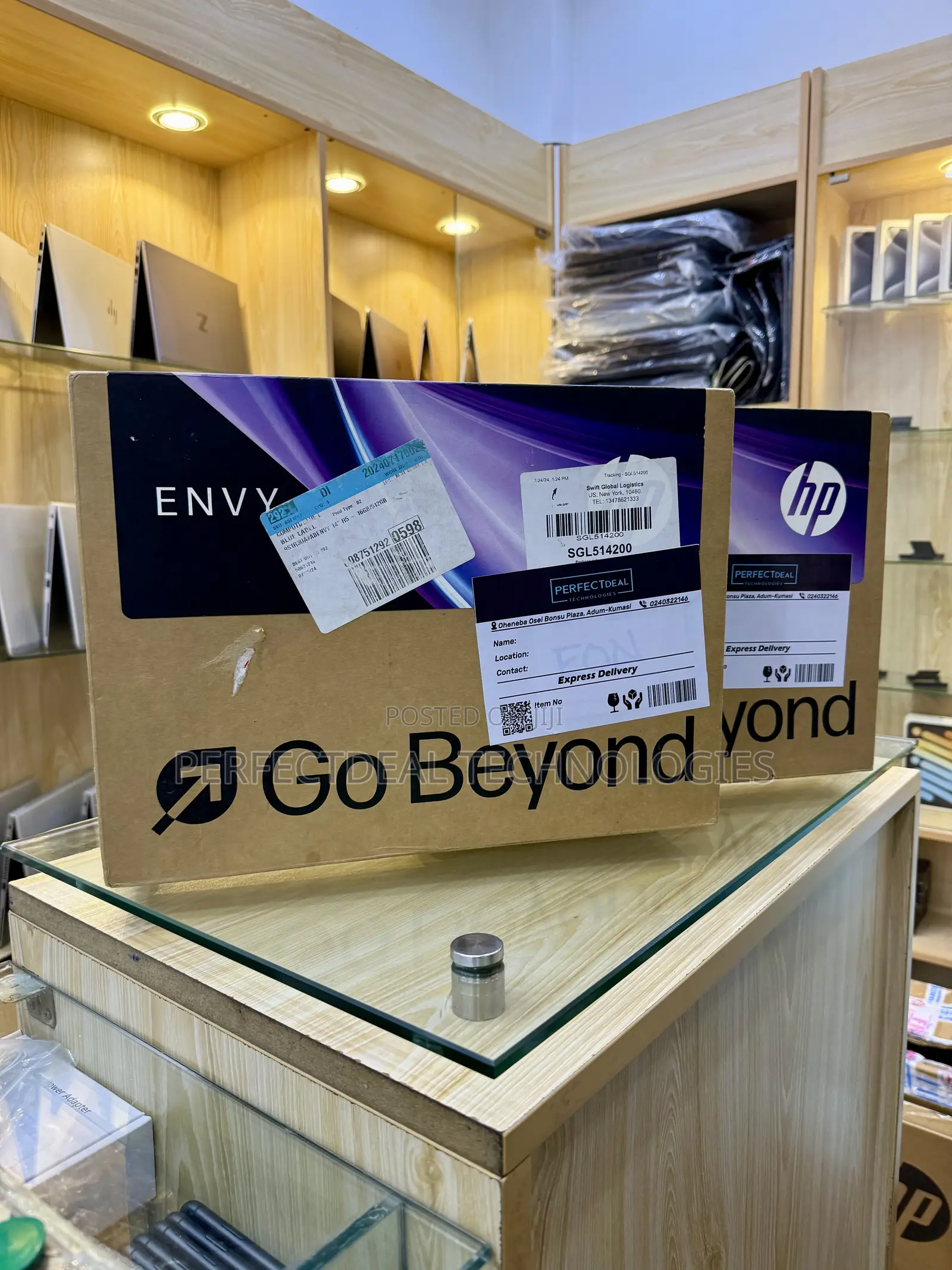 New Laptop HP Envy 14 16GB AMD Ryzen 5 SSD 512GB