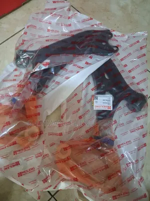 Honda Cr-v 2025 Lower Control Arms Pair. Original