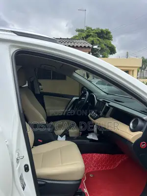 Toyota RAV4 2017 White