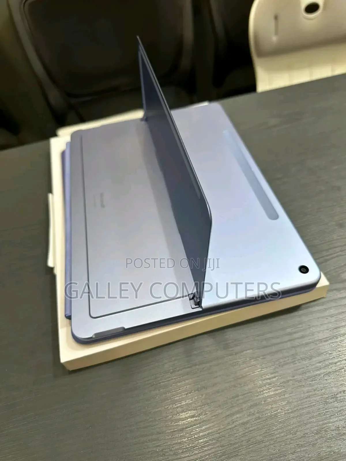 New Microsoft Surface Pro 1 TB Blue