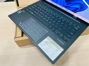New Laptop Asus Zenbook 14 OLED 16GB Intel Core i7 SSD 1T