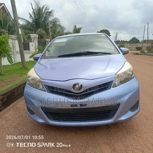 Toyota Vitz 2014 Blue