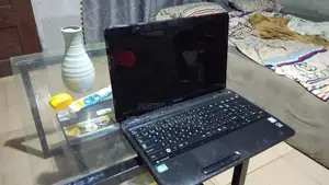 Laptop Toshiba Satellite L750 8GB Intel Core i7 HDD 750GB