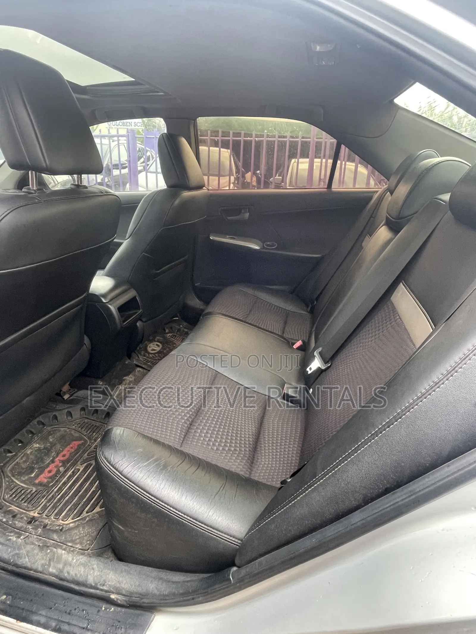 Toyota Camry 2014 Silver