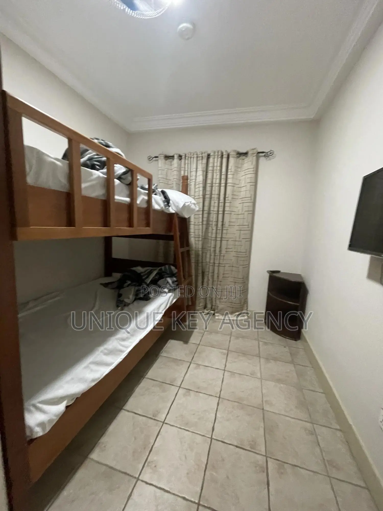 Furnished 2bdrm Apartment in Unique Key Agency, Manet Court for rent