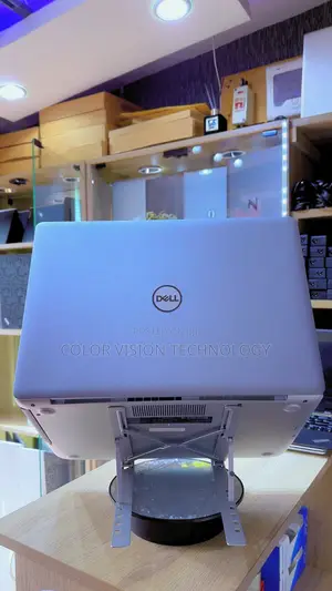 Laptop Dell Inspiron 15 8GB Intel Core i7 HDD+SSD 500GB
