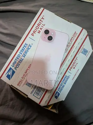 Apple iPhone 15 128 GB Pink