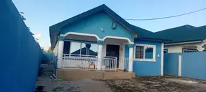 4bdrm House in Pleasantplaces, Kwabenya for sale