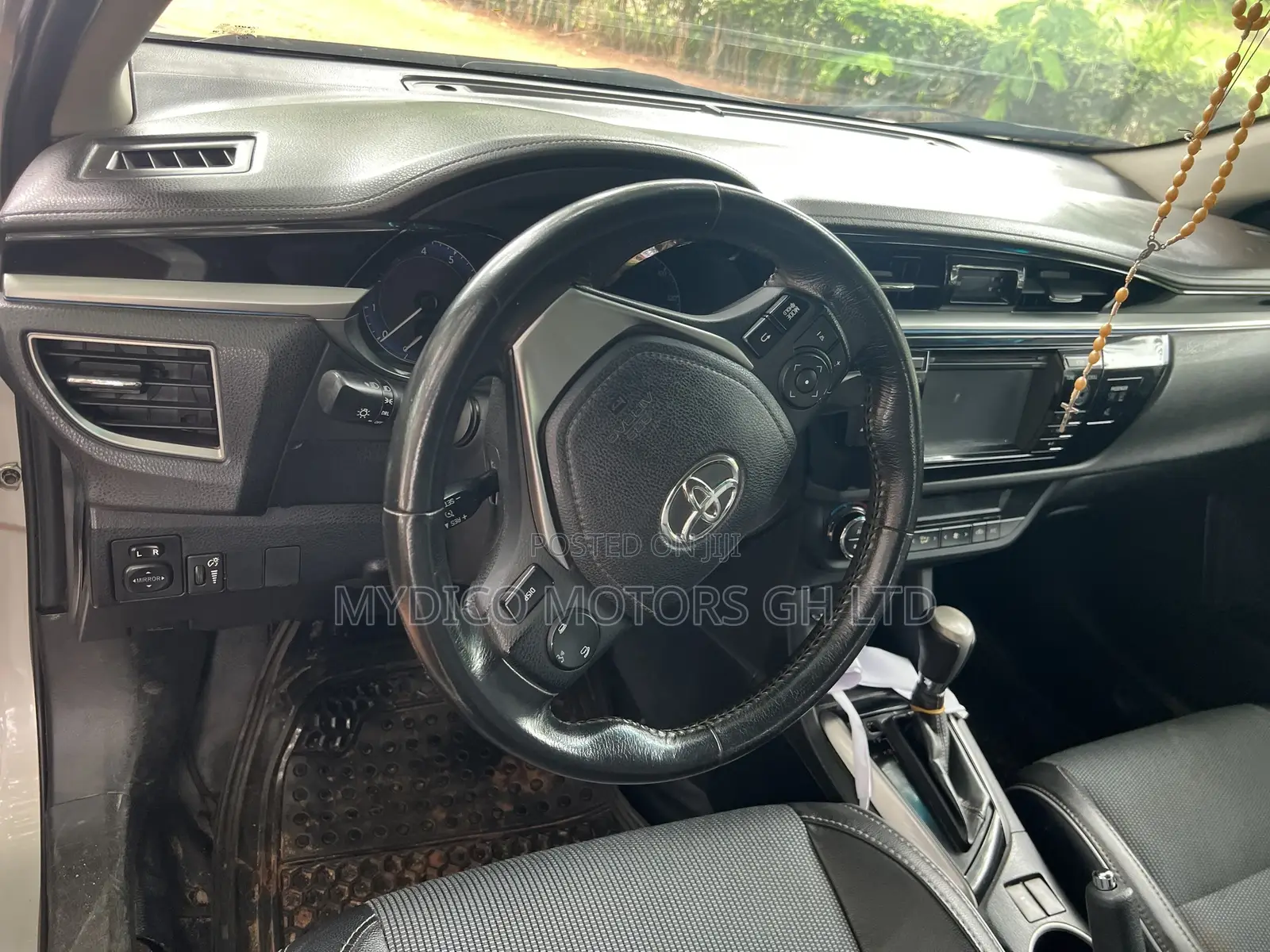Toyota Corolla S 4dr Sedan (1.8L 4cyl CVT) 2015 Silver