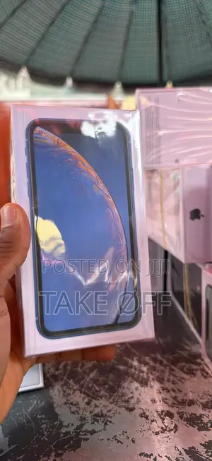 New Apple iPhone XR 64 GB White