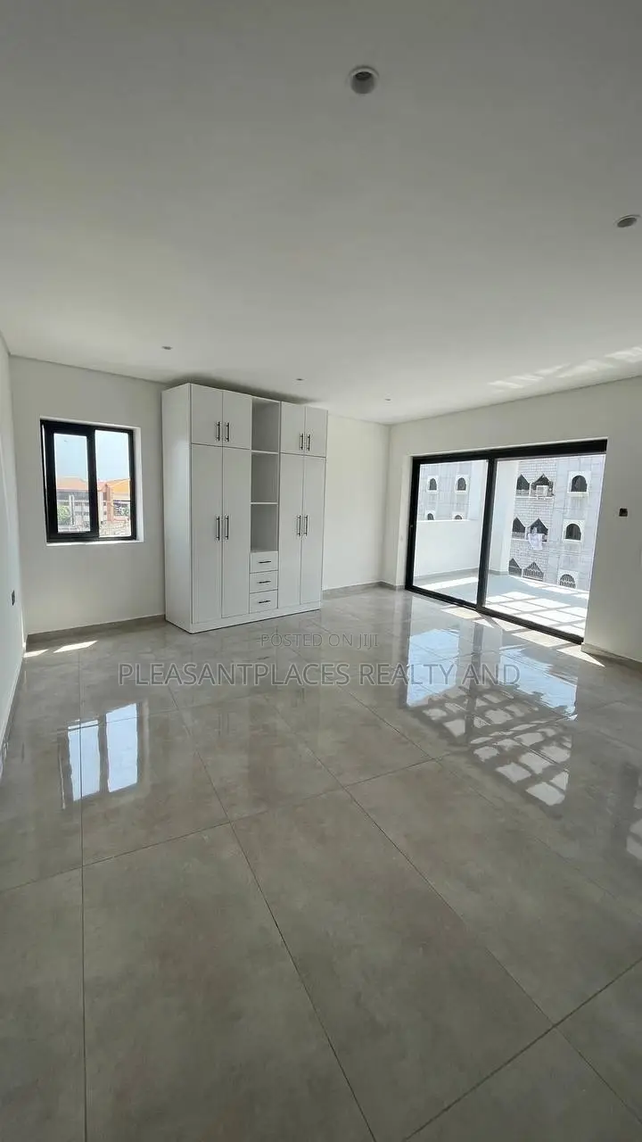 2bdrm Apartment in Pleasantplaces And, Dworwulu for rent