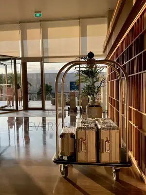 Gym Instructor & Pool Guard Needed