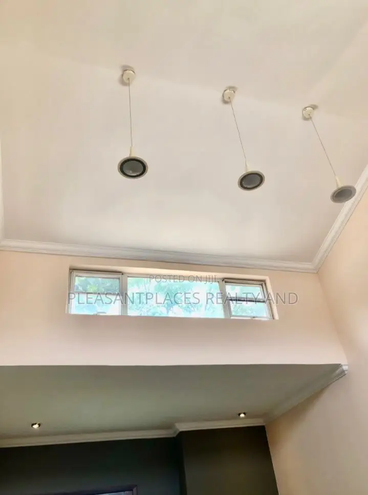 3bdrm House in Pleasantplaces And, School Junction for rent