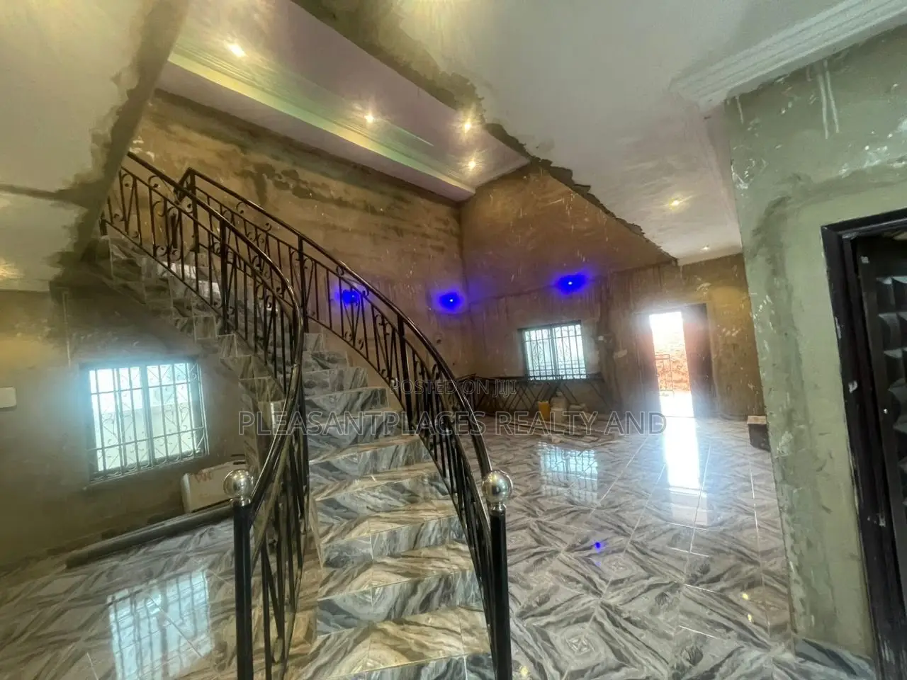 4bdrm House in Pleasantplaces And, Kwabenya for rent