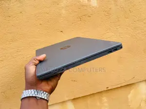 Laptop HP 15-da2933nia 16GB Intel Core i7 SSD 256GB