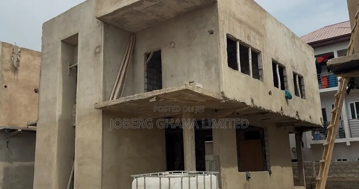 3bdrm Townhouse/Terrace in Tema Metropolitan for sale