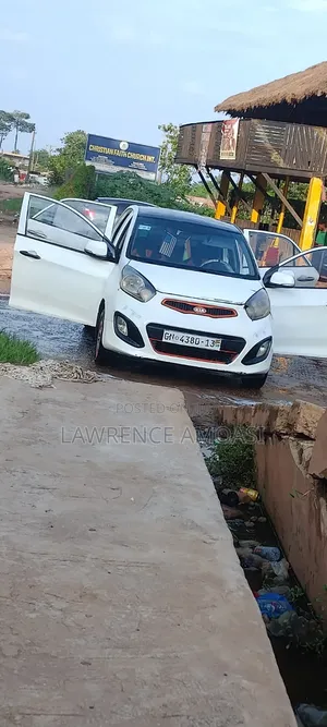 Kia Morning 2012 White