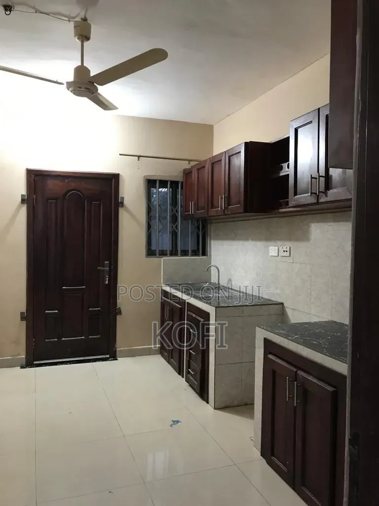 2bdrm Apartment in Palms Apartment, Ablorh Adjei for rent