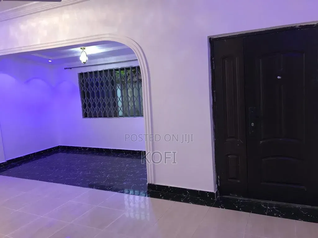 2bdrm Apartment in Palms Apartment, Ablorh Adjei for rent