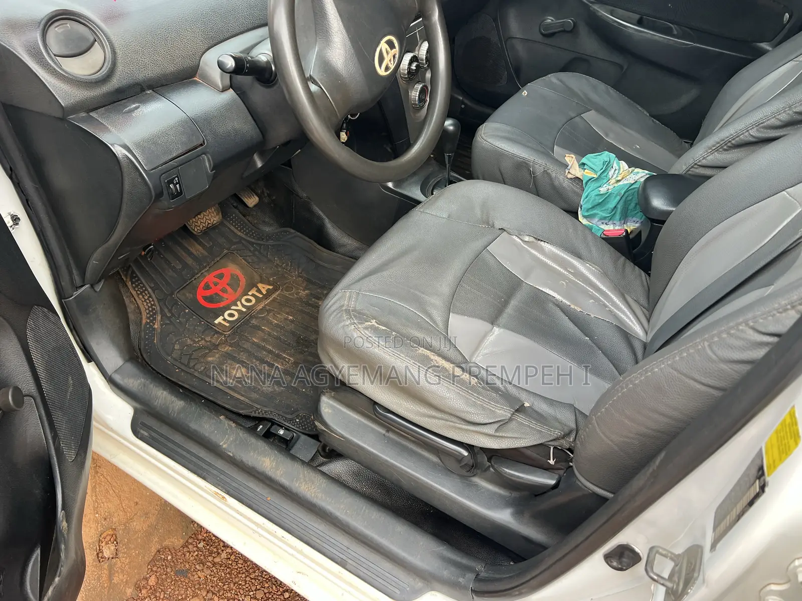 Toyota Yaris Sedan Automatic 2007 White