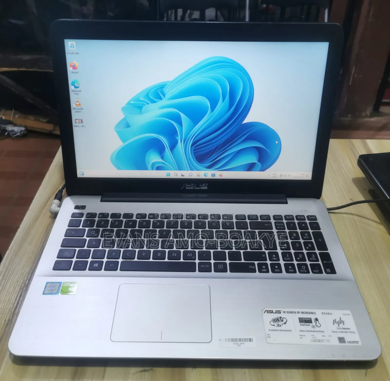 Laptop Asus X555LA 8GB Intel Core i7 SSD 256GB