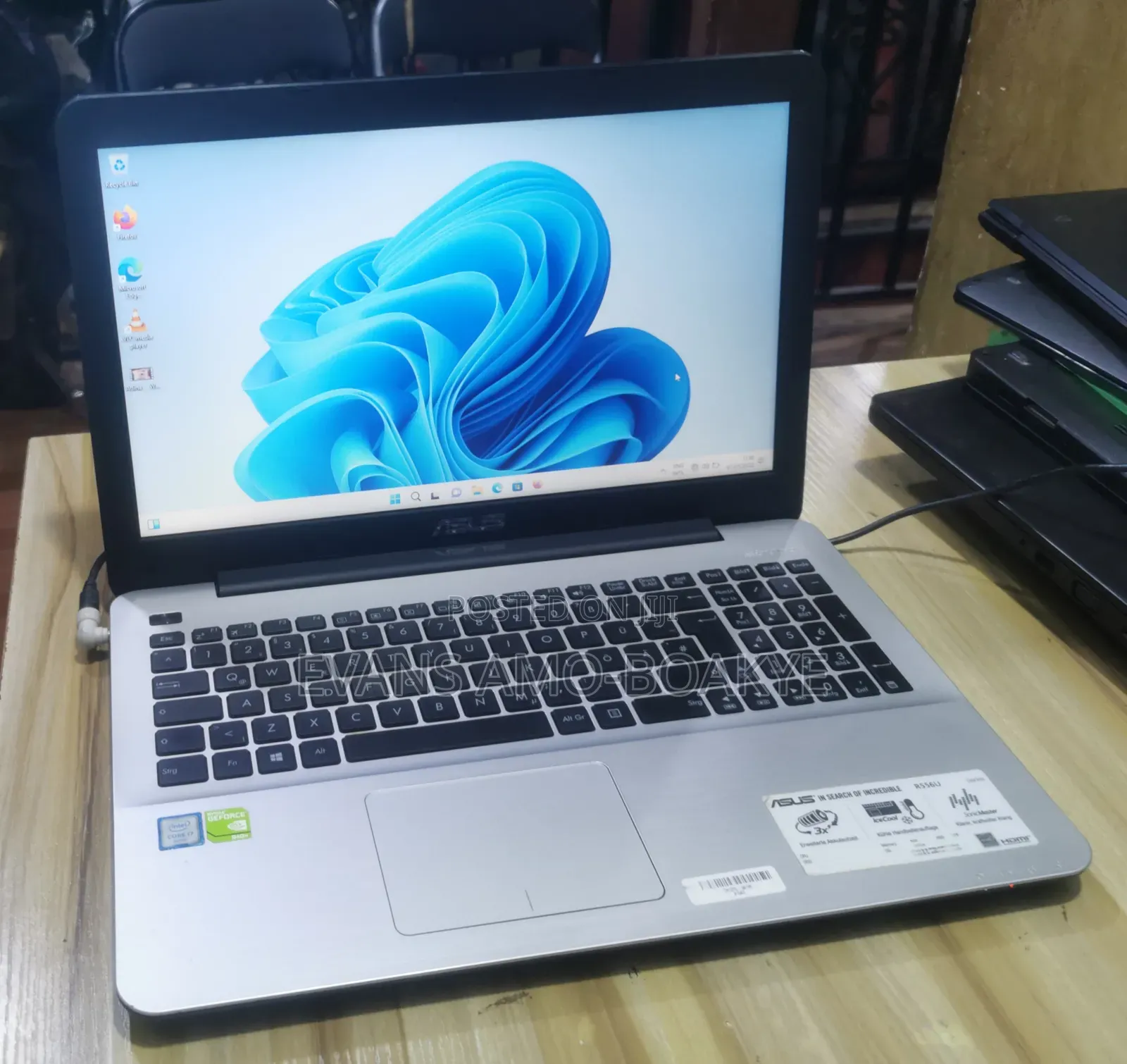 Laptop Asus X555LA 8GB Intel Core i7 SSD 256GB