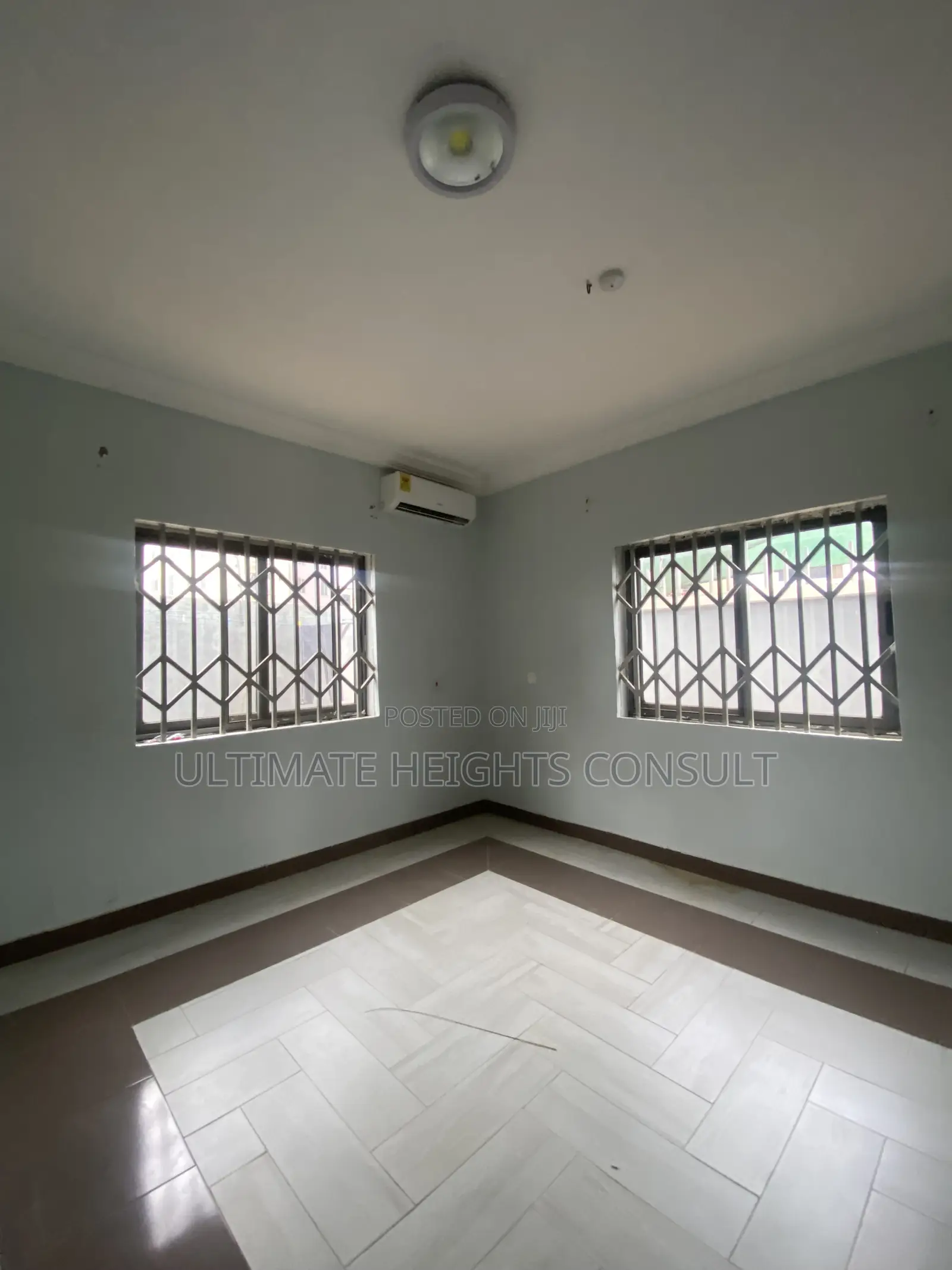 2bdrm Apartment in Akokofoto for rent