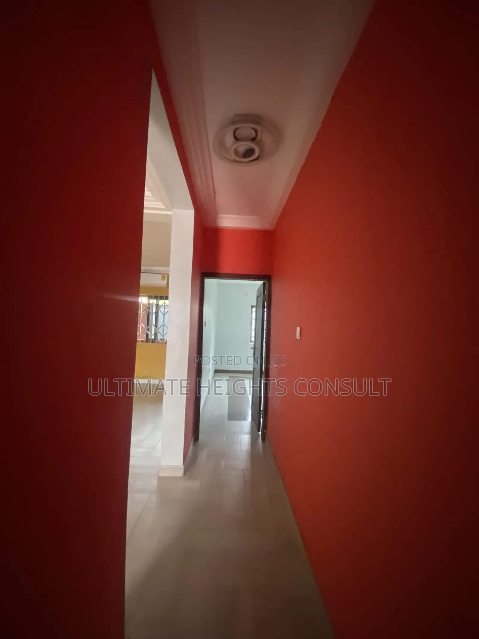 2bdrm Apartment in Akokofoto for rent