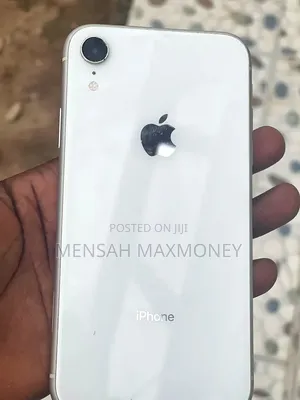 Apple iPhone XR 64 GB White