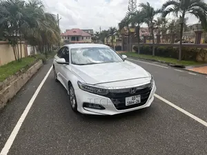 Honda Accord 2019 White