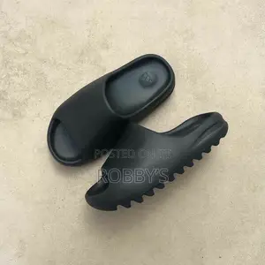 Adidas Yeezy Slide
