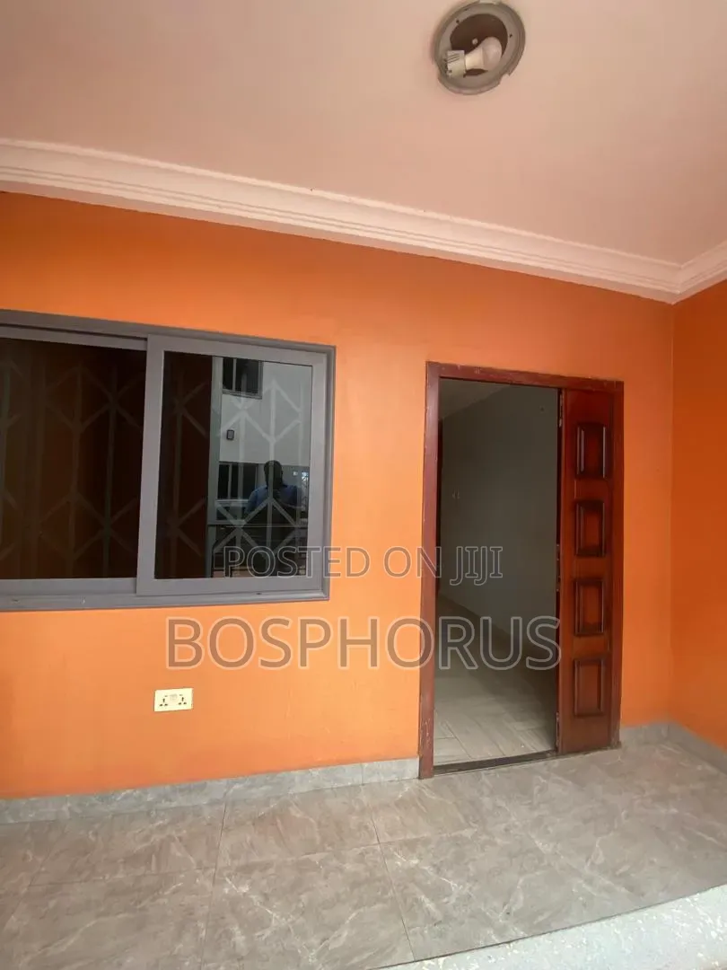 2bdrm Apartment in Dansoman Akokofoto for rent