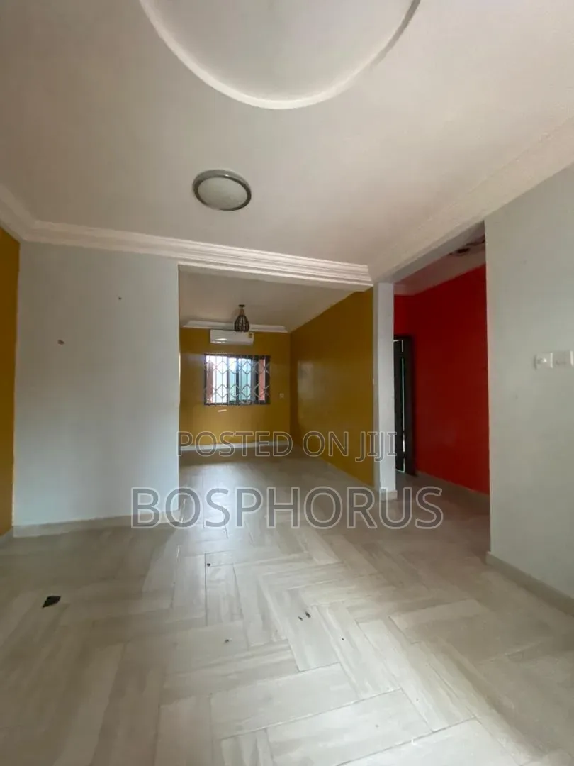 2bdrm Apartment in Dansoman Akokofoto for rent