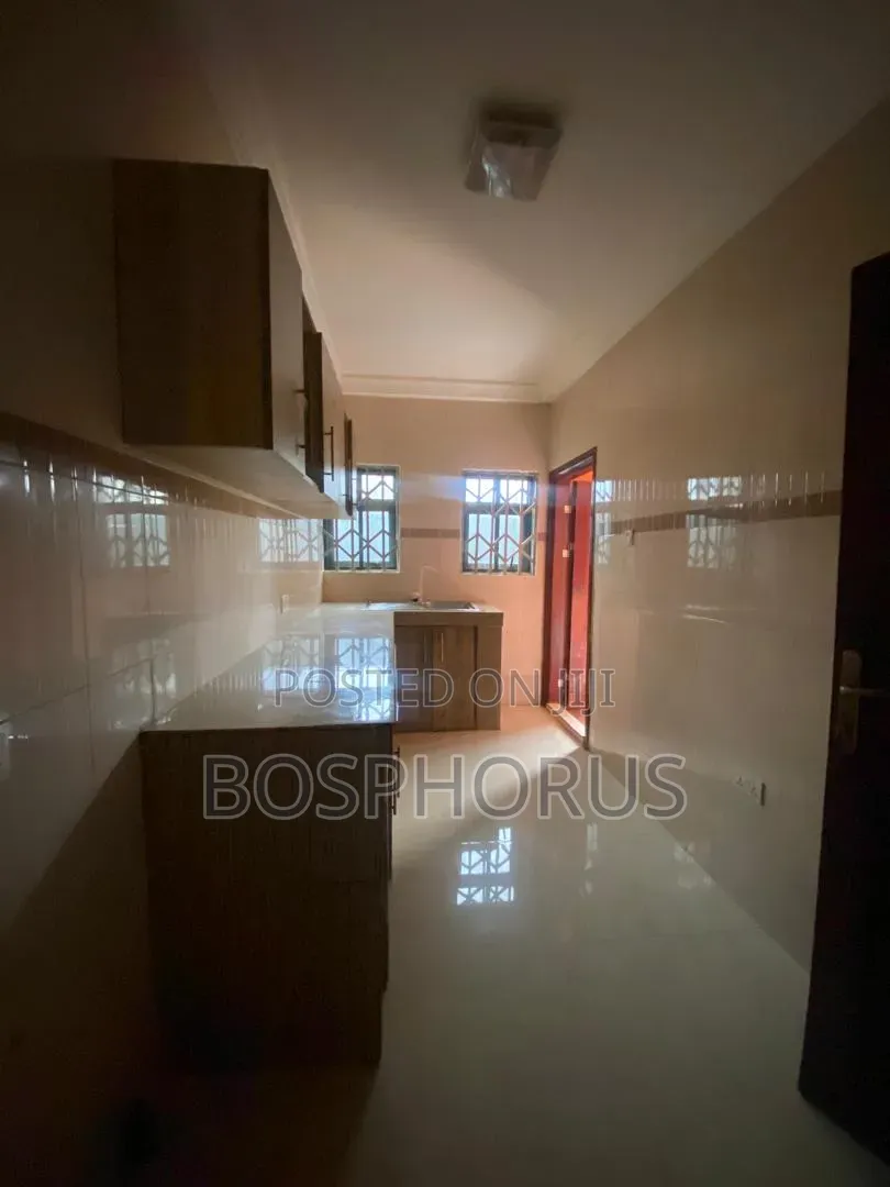 2bdrm Apartment in Dansoman Akokofoto for rent