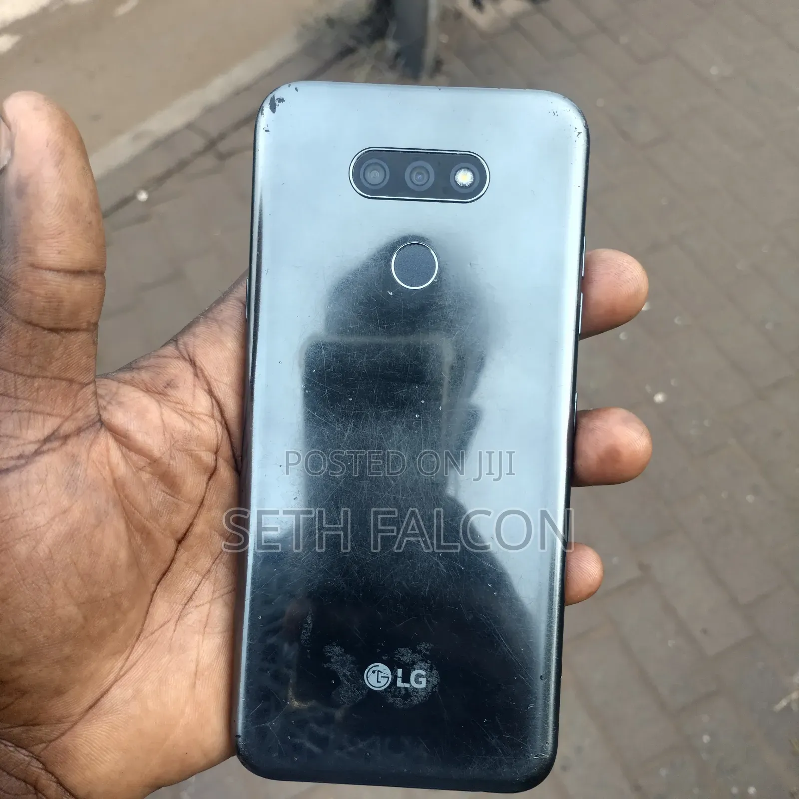 LG Xpression Plus 3 32 GB Gray
