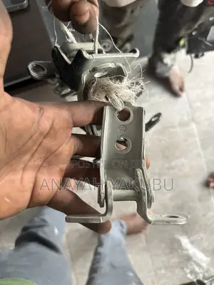 Honda Accord/Civic/CRV Door Hinges