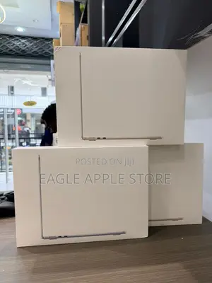 New Laptop Apple MacBook Air 2026 M5 16GB Apple M5 SSD 256GB