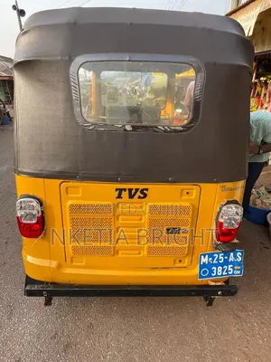 TVS King Deluxe Plus iTouch Start 2025 Yellow