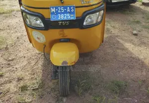 TVS King Deluxe Plus iTouch Start 2025 Yellow