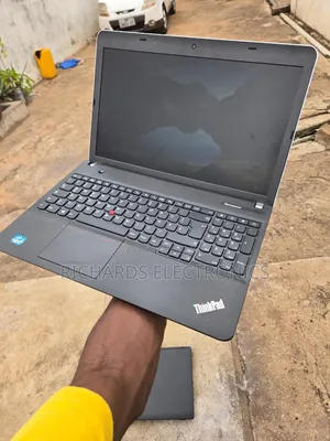 Laptop Lenovo ThinkPad E531 8GB Intel Core i5 HDD 500GB