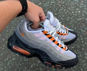 Nike Air Max 95 “Total Orange” – Neon-Style Gradient