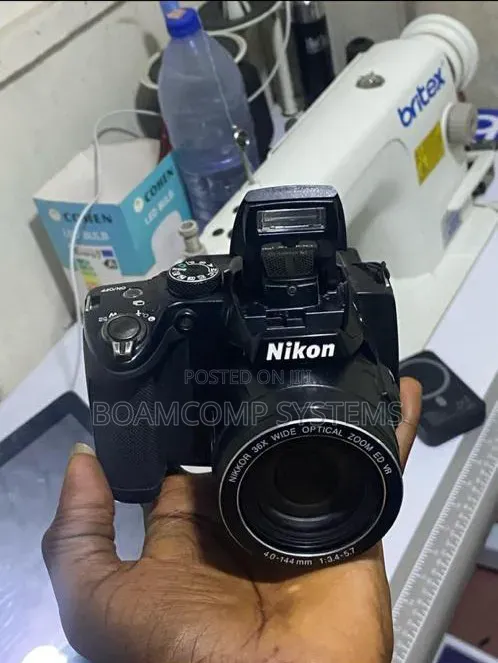 Nikon Coolpix P500
