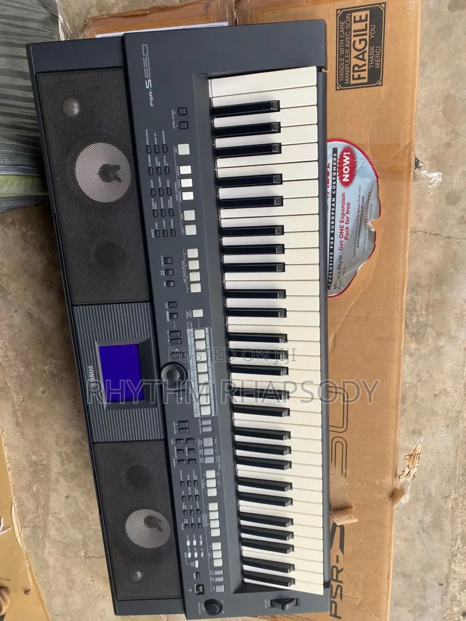Yamaha PSR S650
