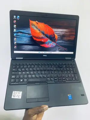 Laptop Dell Latitude E5550 8GB Intel Core i5 SSD 256GB