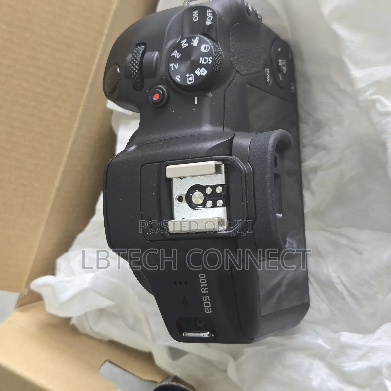 Canon Eos R100 Bady Only