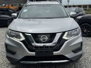 Nissan Rogue S AWD 2018 Silver