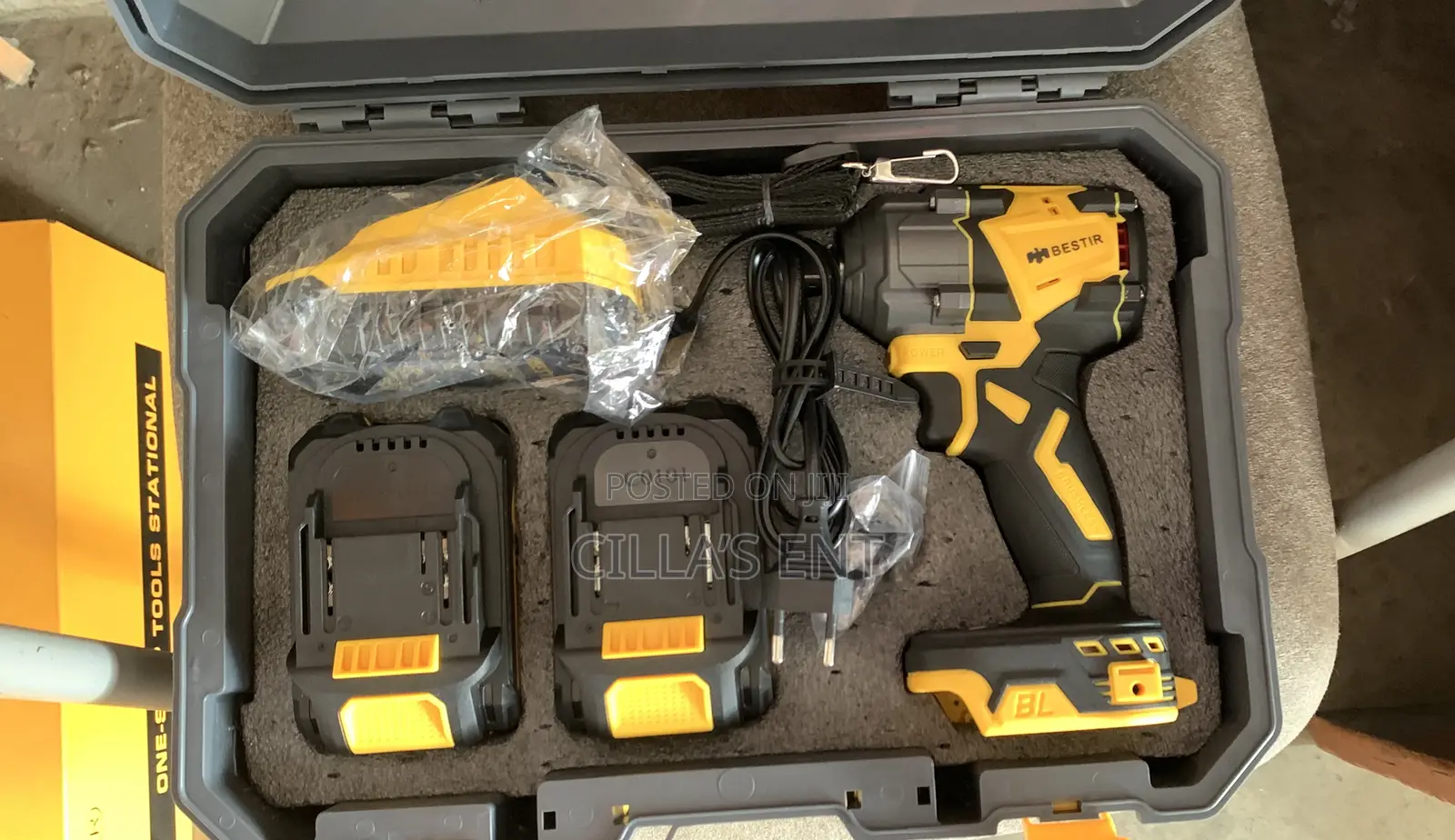 Cordless Brushless Impact Wrench