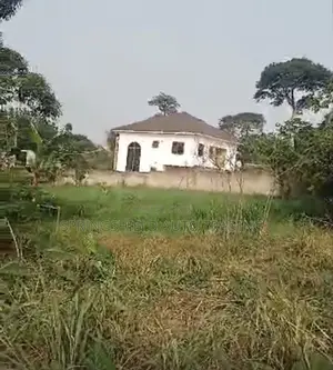 14 Registered Plots