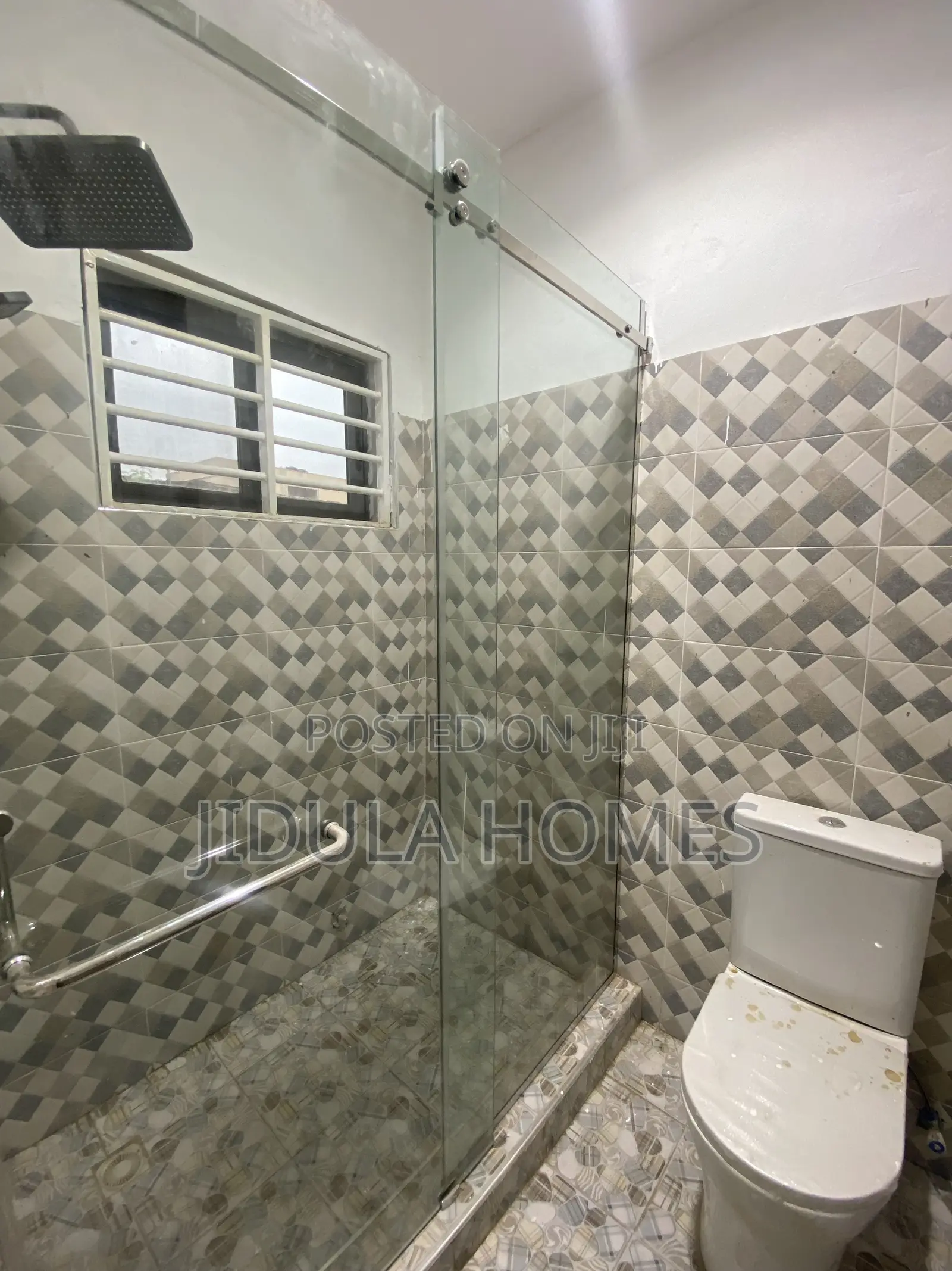 4bdrm House in Adenta Amrahia, Frafraha for rent