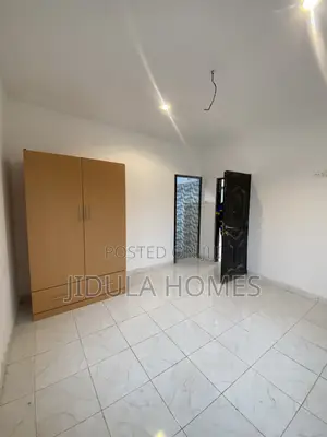 4bdrm House in Adenta Amrahia, Frafraha for rent
